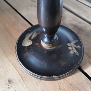Chinoiserie Lamp close up